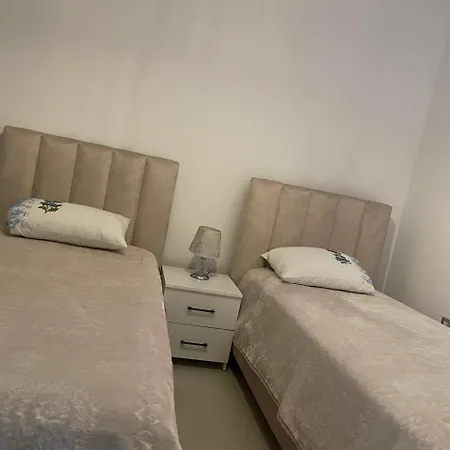 Hotel Bujtina Aldor *