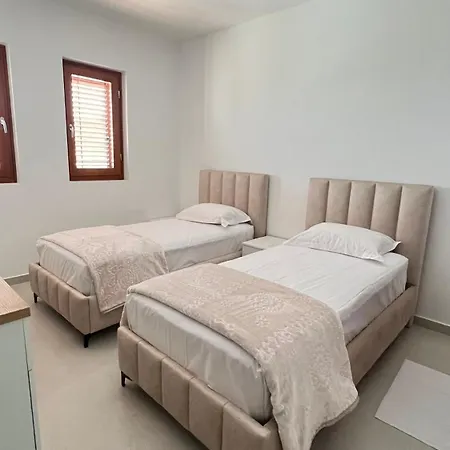 Bujtina Aldor Otel Berat