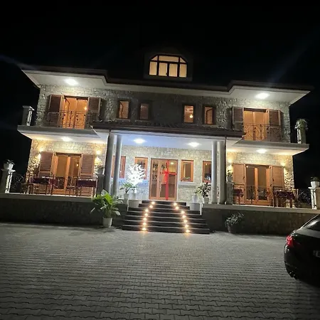 Bujtina Aldor Otel *