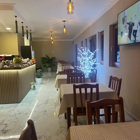 Bujtina Aldor 酒店